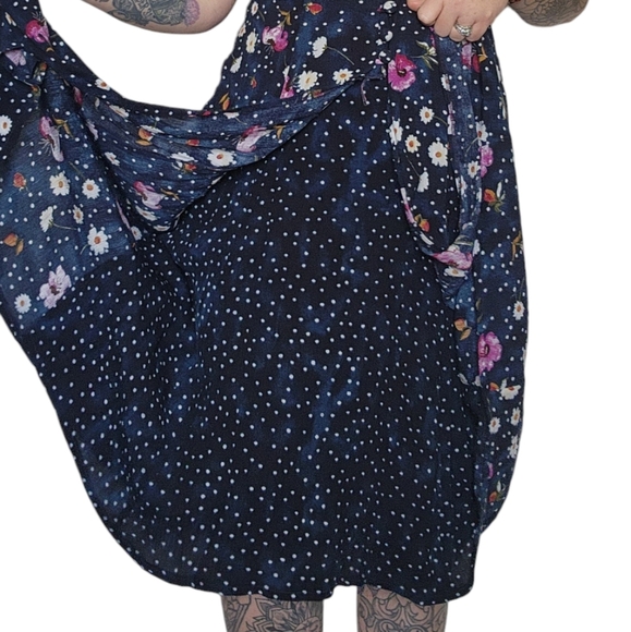 Vintage floral polkadot buttondown dress - Picture 9 of 10